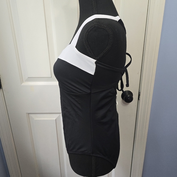 Cupshe Black Sweetheart Slim and Sculpt One Piece Swim Suit Size Medium NWT - Picture 5 of 6